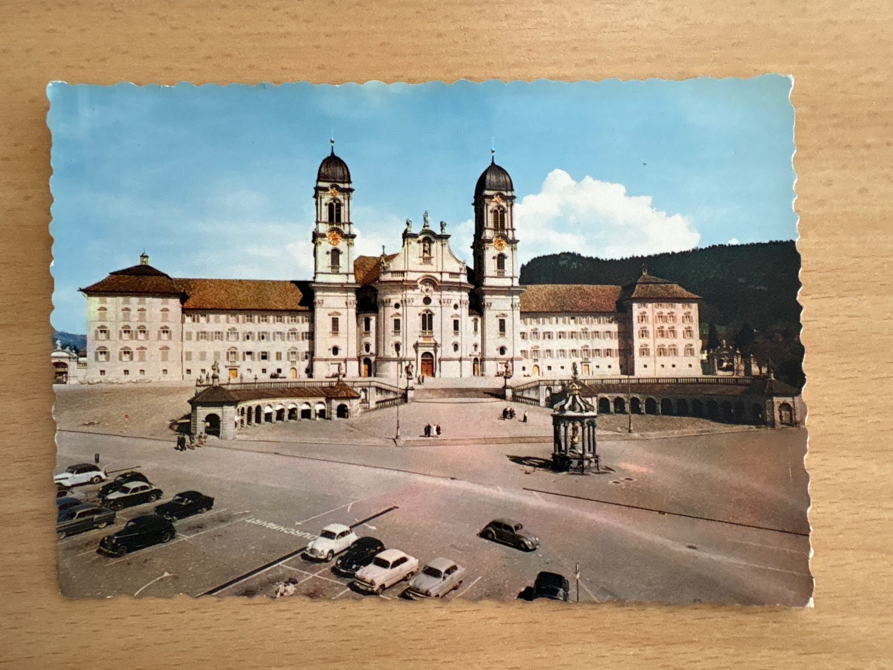 Cartoline postali: Alte Ansichtskarte Einsiedeln Klosterfassade,Top Zustand! – Usato da Ibach venduto da lisch3