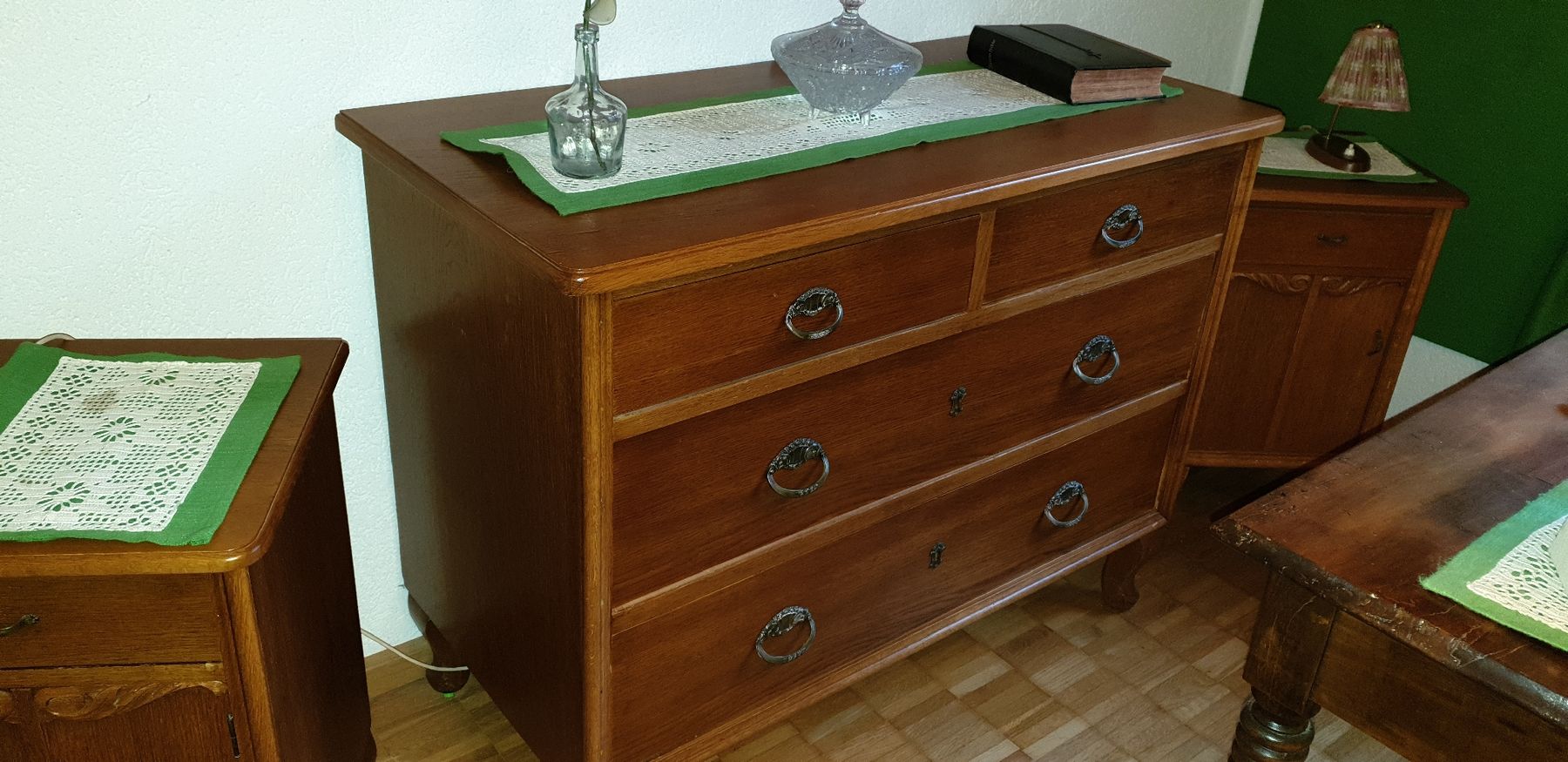 Lits: Ancienne chambre complète – D'occasion à Cortébert par fli_yk5q 3