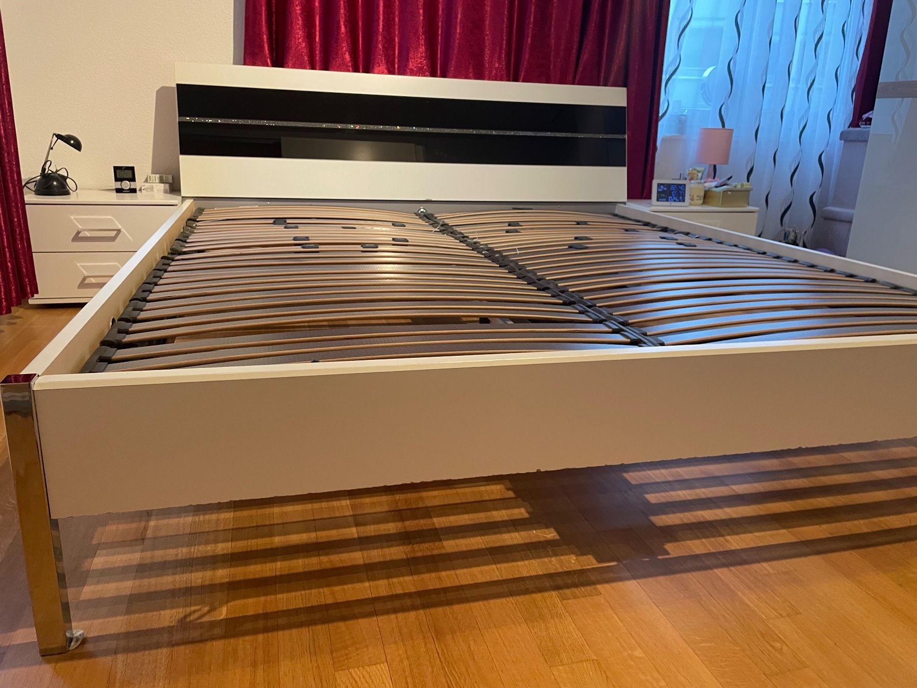 Betten: Bett 180x200 – Gebraucht aus Glattbrugg von bed_px75