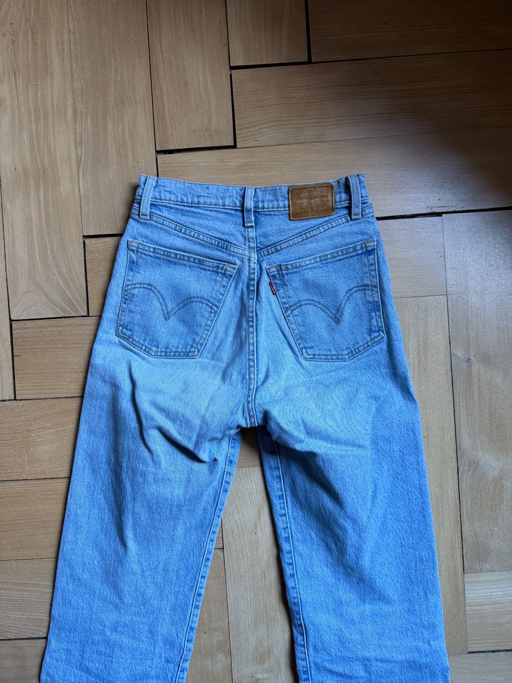Levi's Jeans: LEVIS - Ribcage Straight Jeans hellblau 25 – Gebraucht aus Zürich von Diazaio 2