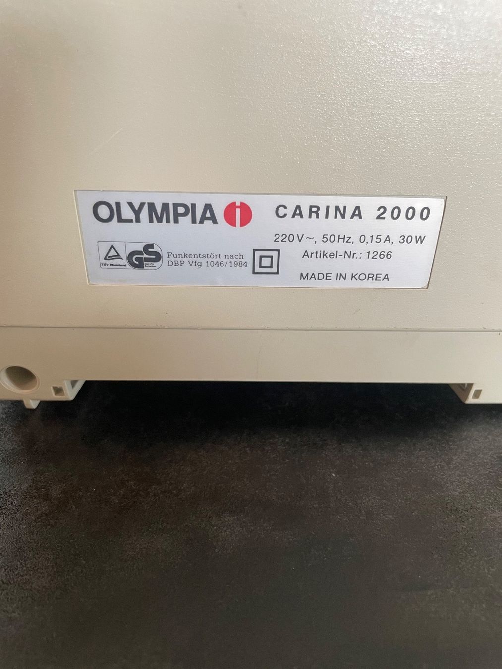 Schreibmaschinen: Ancienne Machine à Écrire Olympia Carina 2000 – Gebraucht aus Vallamand von Bricbracbroc82 7