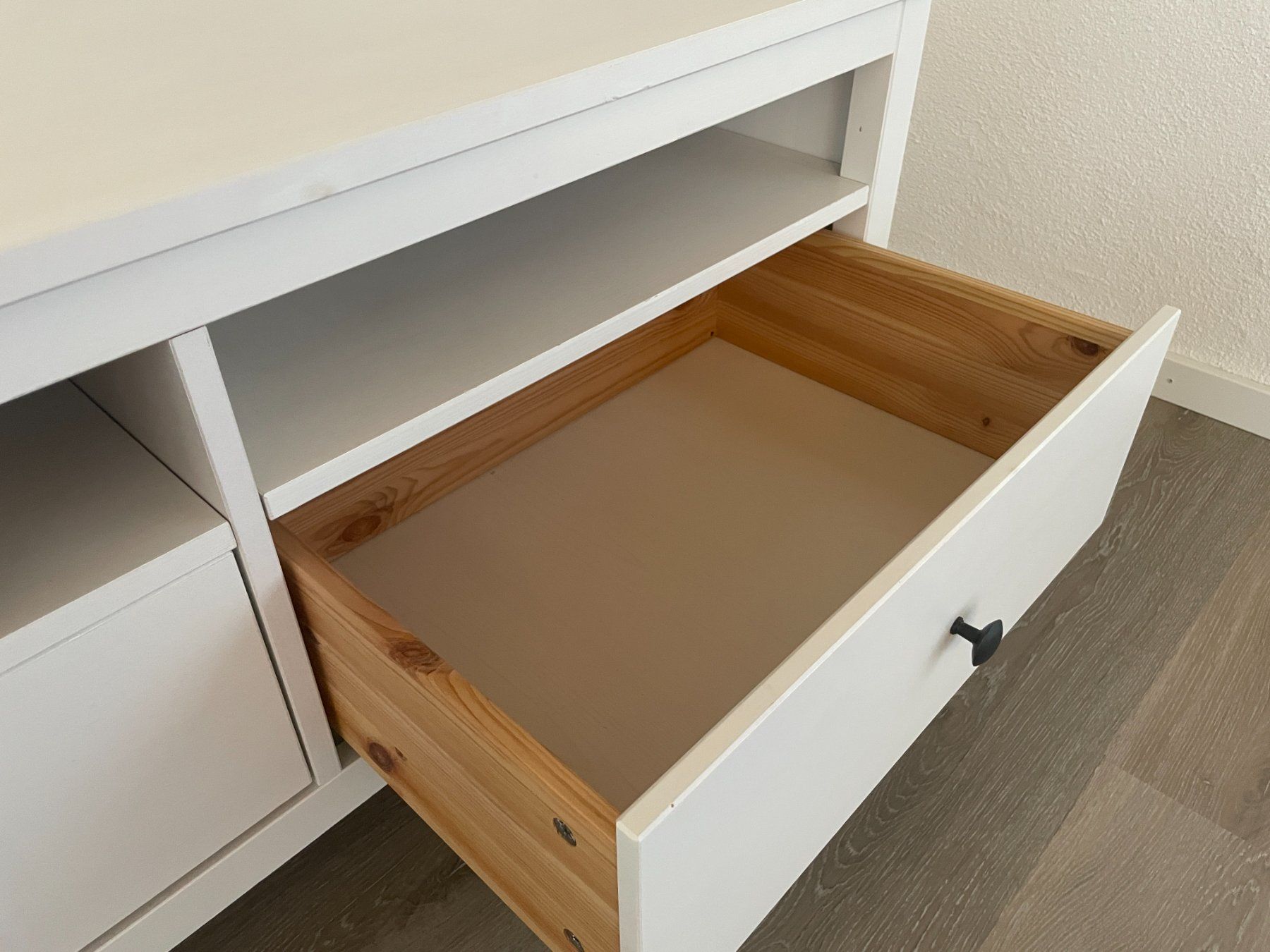 Ikea Mobili TV: Tv-möbel / Ikea Hemnes – Usato da Schmerikon venduto da die_8b8m 2