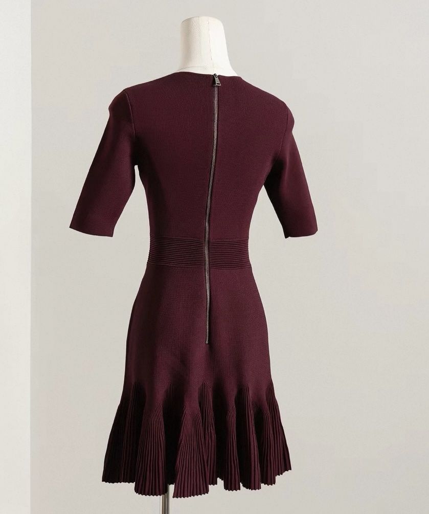Ted Baker Kleider: Ted Baker Strickkleid Größe 3 Burgunderrot Halbarm – Neu und originalverpackt aus Veyras von ValClasse 2
