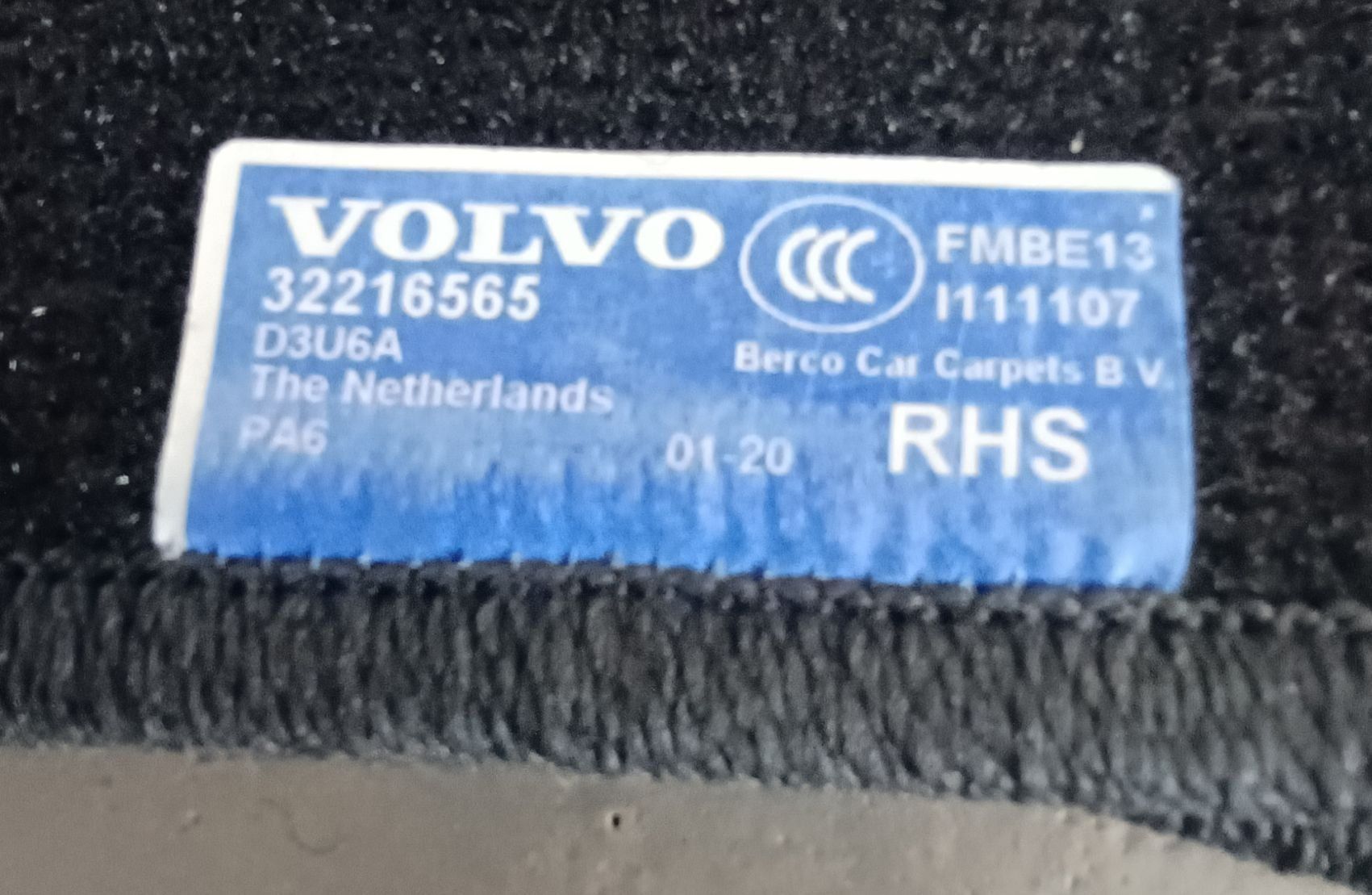 Volvo Tappeti & Tappetini: Volvo XC60 original Textilfussmatten Bodenmatten – Nuovo (secondo la descrizione) da Teufen ZH venduto da bee50two 3
