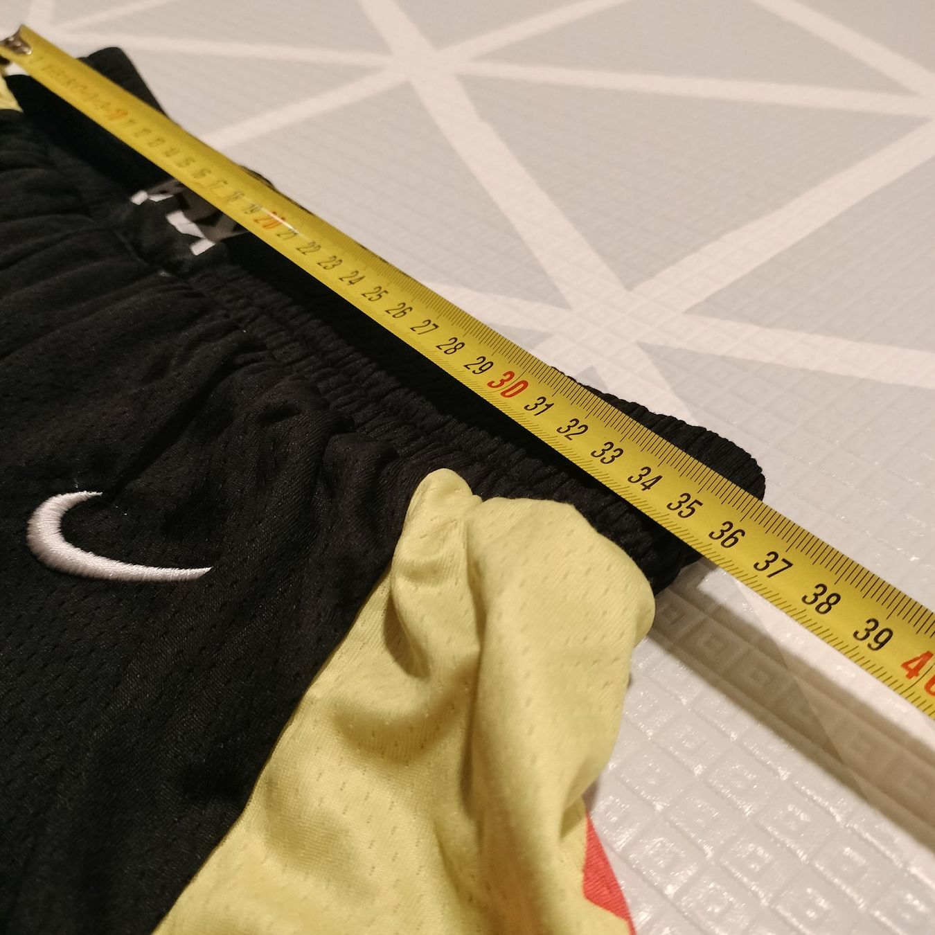 Nike Pantaloni: Phoenix Suns NBA Shorts Fan Version Gr. 48 – Usato da Bern venduto da SportsMemos 4