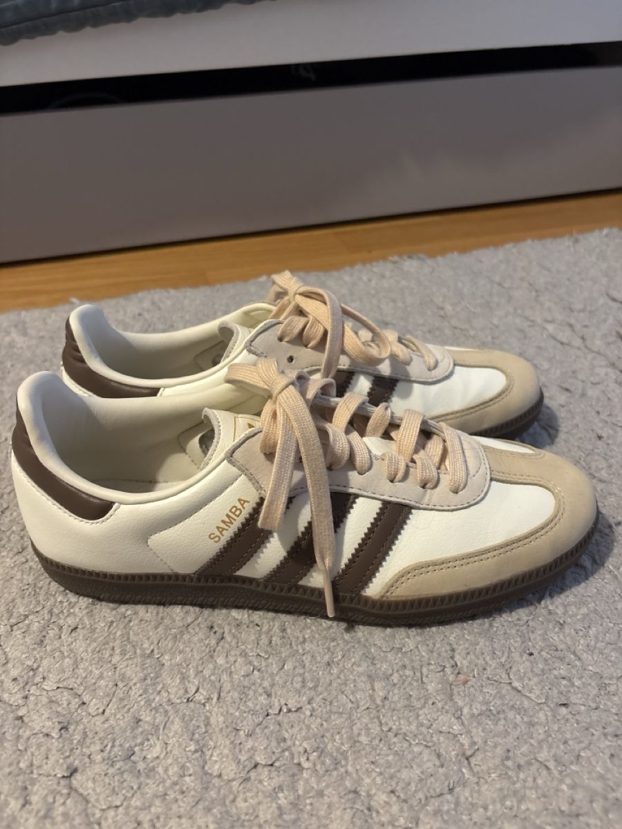 Adidas Scarpe da uomo: Samba adidas taille 39,5 – Nuovo (secondo la descrizione) da Onex venduto da Robin75