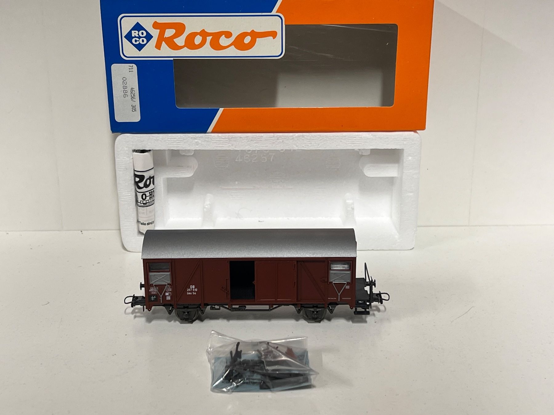 Roco Modellini di ferrovie: Roco 46256 DB Güterwagen Gms 54 H0 DC – Nuovo e nell'imballaggio originale da Geroldswil venduto da TopTrain54