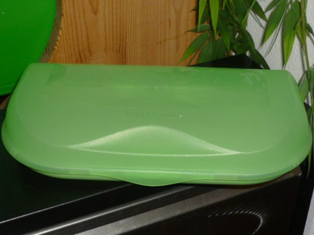 Tupperware Contenitori & Simili: TUPPERWARE – Usato da St.Gallen venduto da Anso