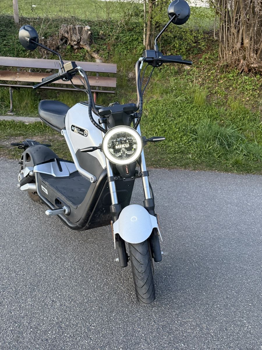 Scooters: Miku max – Gebraucht aus Pfäffikon ZH von m.2345mh 4