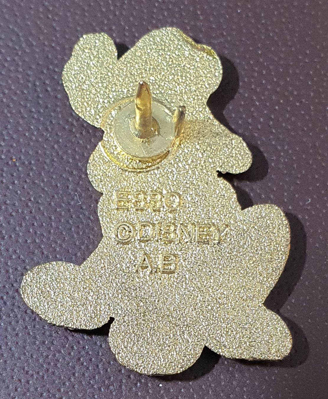 Placchette & Badge: Q518 - Pin Walt Disney - Pluto / ESSO – Usato da Reinach BL venduto da Boston-Verkauf 1