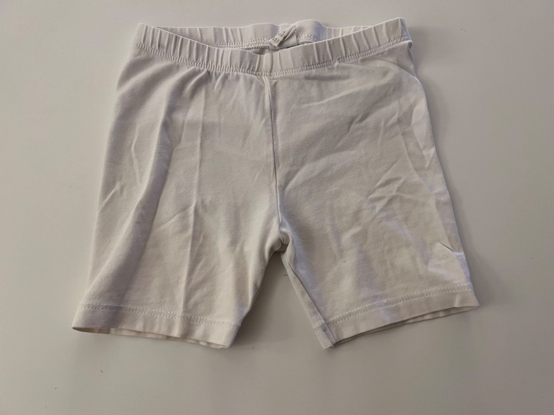 Hosen: Shorts Gr. 86 – Gebraucht aus Thun von Siladi
