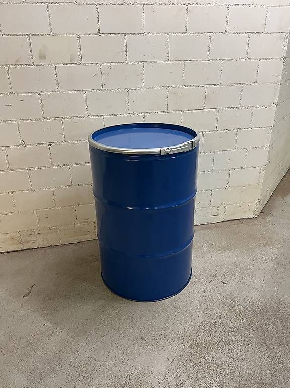 Zubehör: Stahlfässer 210L mit UN Code !NEU! – Gebraucht aus Fislisbach von The.Notorious
