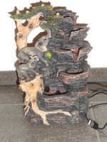 Zimmerbrunnen ELEFANTEN AM WASSERFALL aus Kunstharz