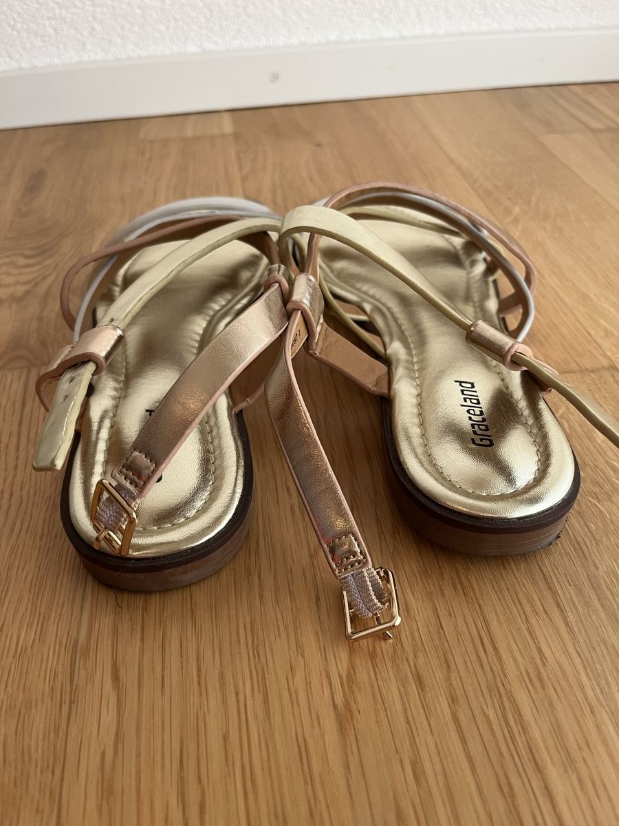 Dosenbach Scarpe da donna: zwei Sandalen 💛 – Usato da Glis venduto da jos_hj8q 6