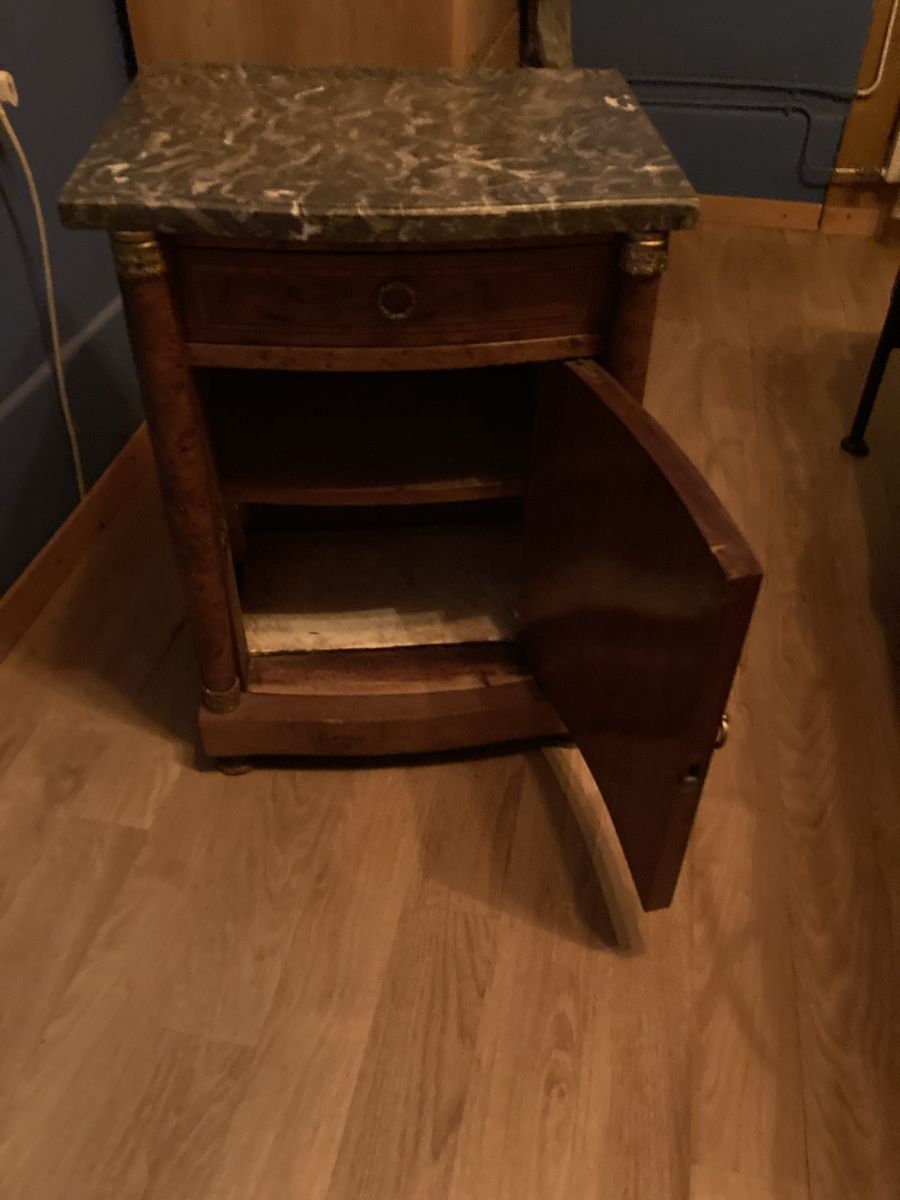 Comodini: Nachttisch mit Marmorplatte – Usato da pieterlen venduto da bemasta 1