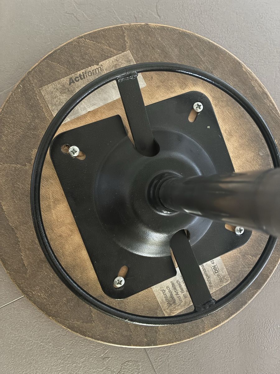 Sgabelli: Vintage Werkstatthocker Actiform (2er Set) Atelierhocker  – Usato da Uetendorf venduto da REhome 5