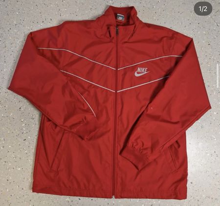 Nike Jacke, Top Zustand, Grösse XL, Ideal für den Frühling