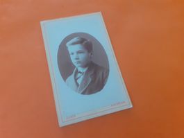 SCHWIIZER JUGEND DAZUMAL - en äRNSCHTE BUEB - WINTERTHUR