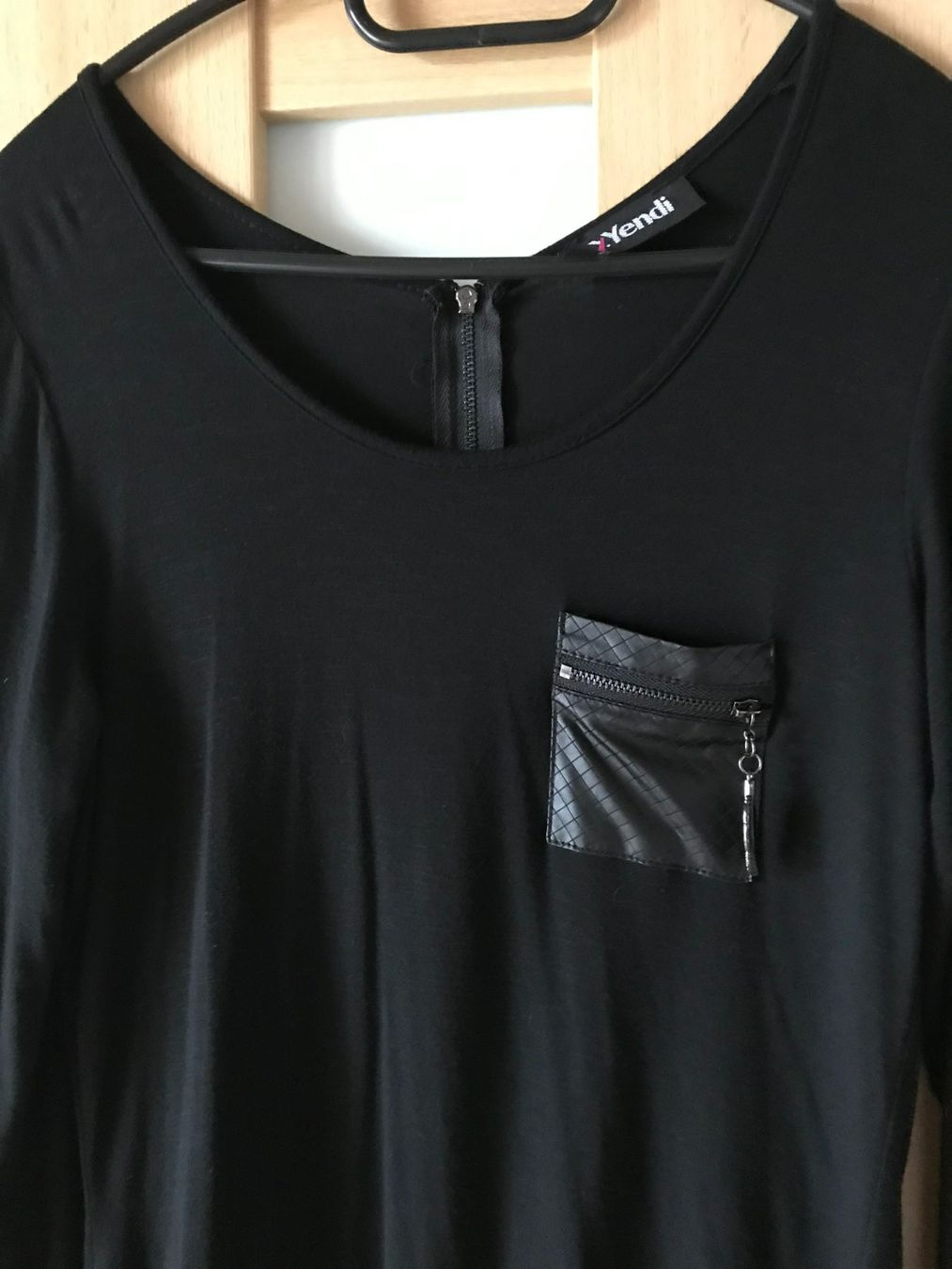 Tally Weijl T-shirt: Shirt von Yendi – Usato da Contra venduto da Oly_93 1