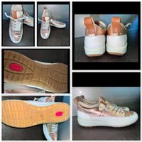Roségoldene Sneaker