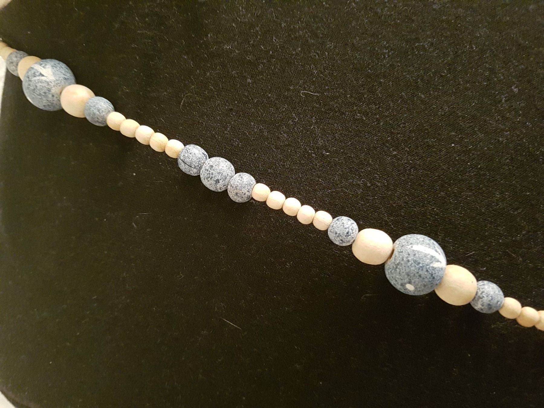 Catenine: Kette beige blau ciel maritimer Look. ca. 104cm – Usato da Ettingen venduto da Maranathatalitha 5