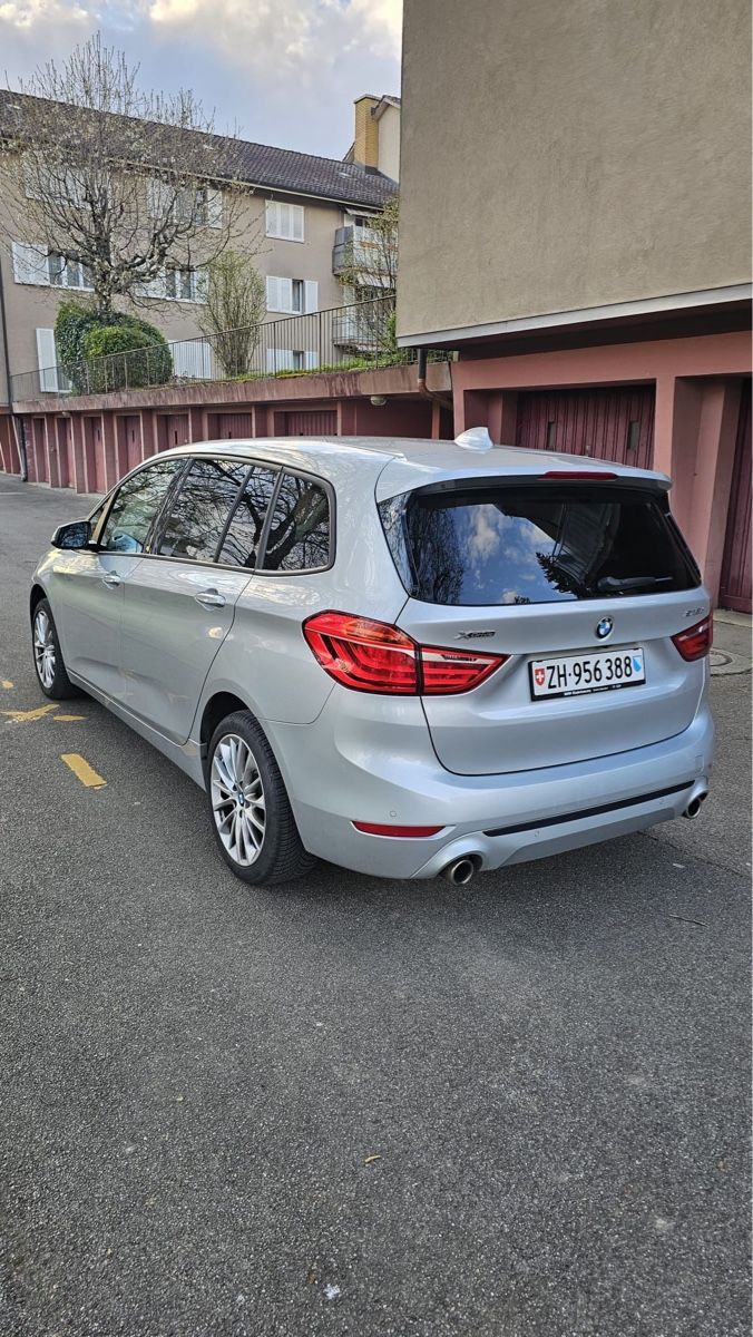 BMW Automobili: BMW 218d xDrive Gran Tourer Steptronic – Usato da Dietikon venduto da vet_2g2v 3