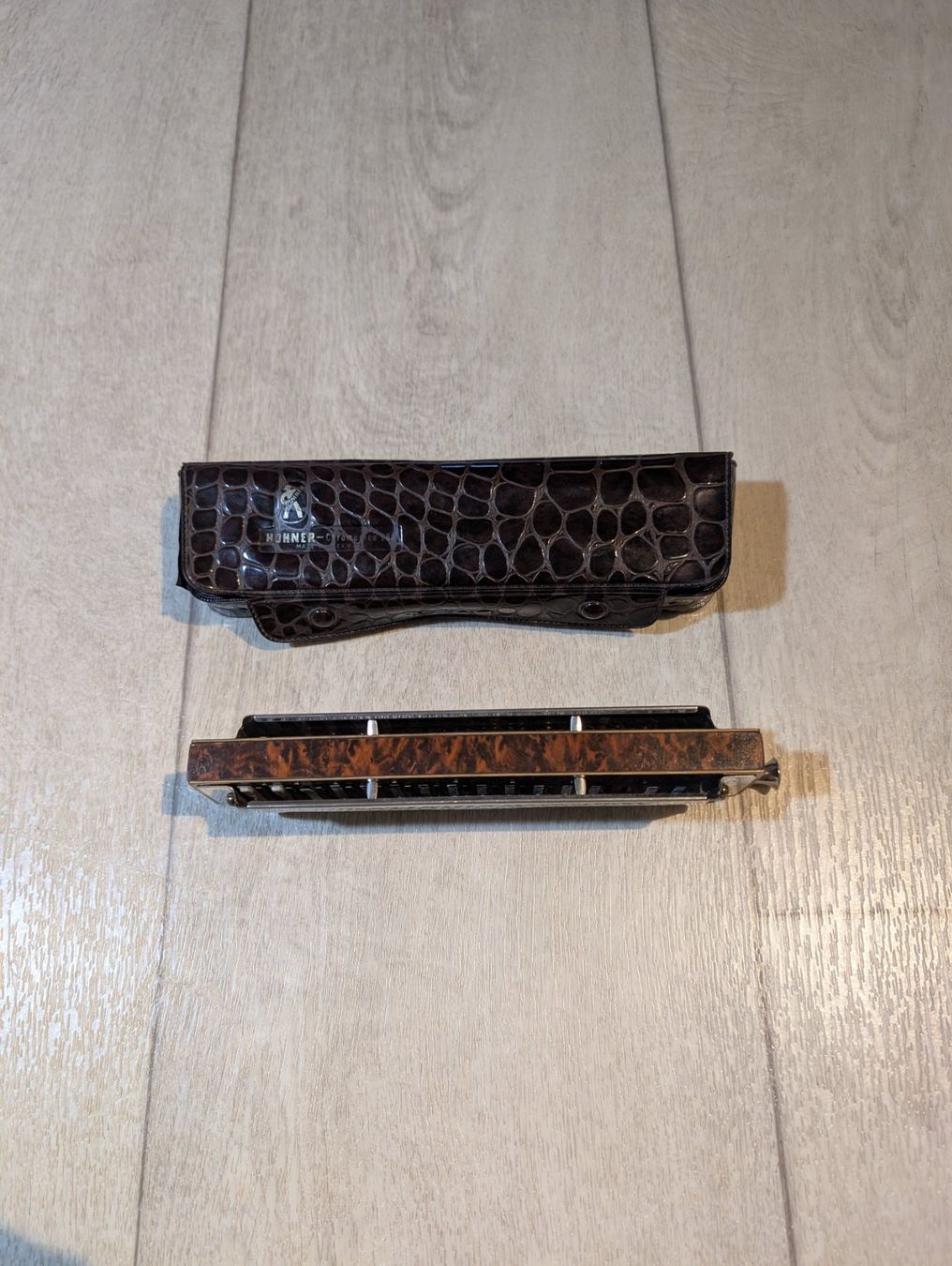 Hohner Strumenti musicali: Hohner 64 Chromonica 4 octaves Harmonica professionnelle – Usato da Versoix venduto da Ginger_Bread 3