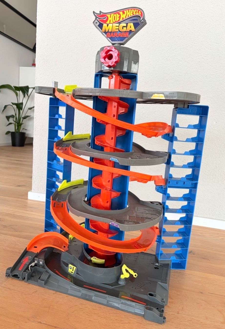 Hot Wheels Giocattoli: Hot Wheels Garage – Usato da Gossau SG venduto da niy_r7lw 4