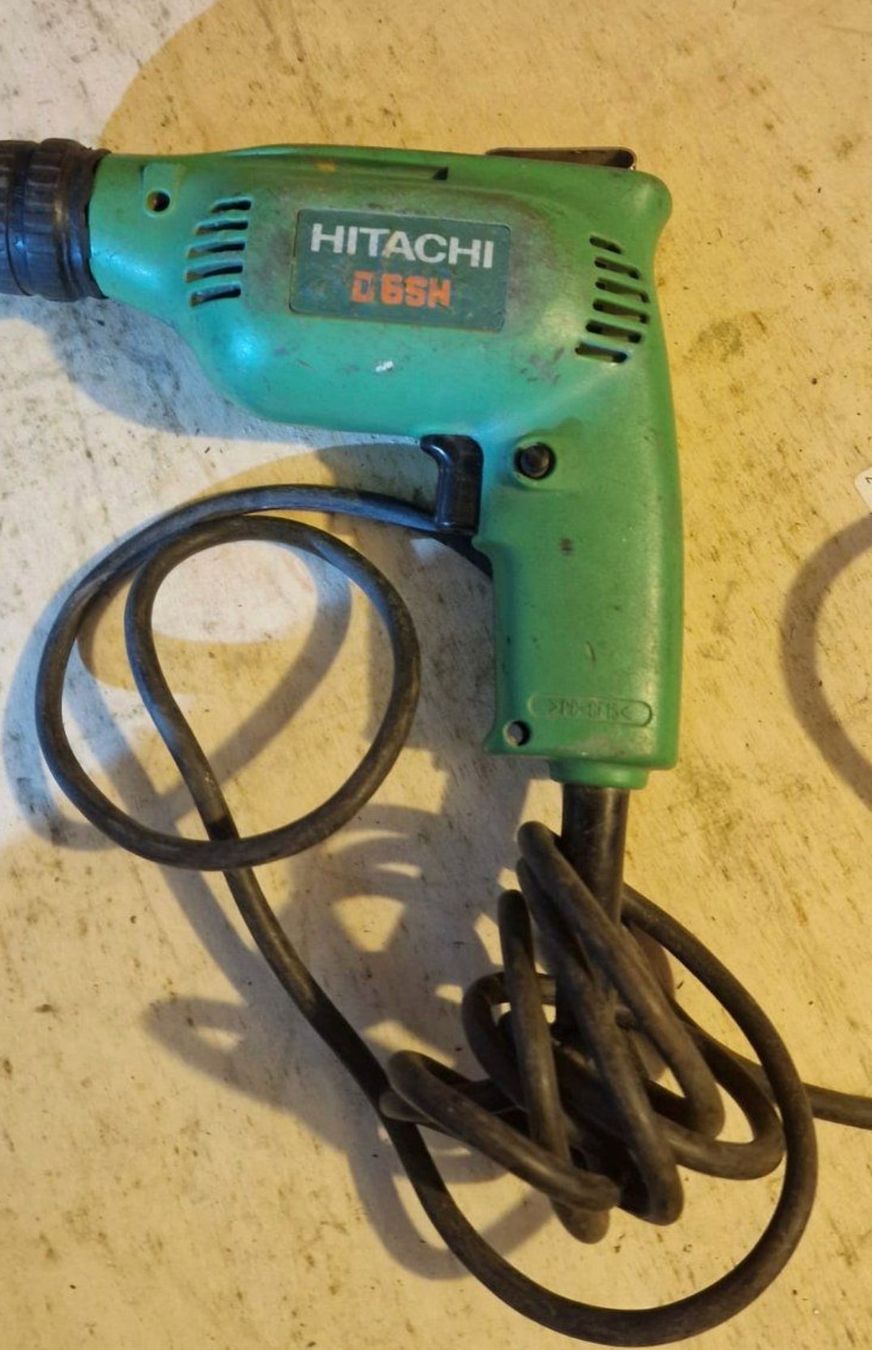 Hitachi Bohrmaschinen: Hitachi Schlagbohrmaschine D 65H – Gebraucht aus Neuhausen am Rheinfall von AllesfurMontage 1