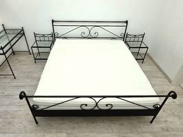 Metallbett 
