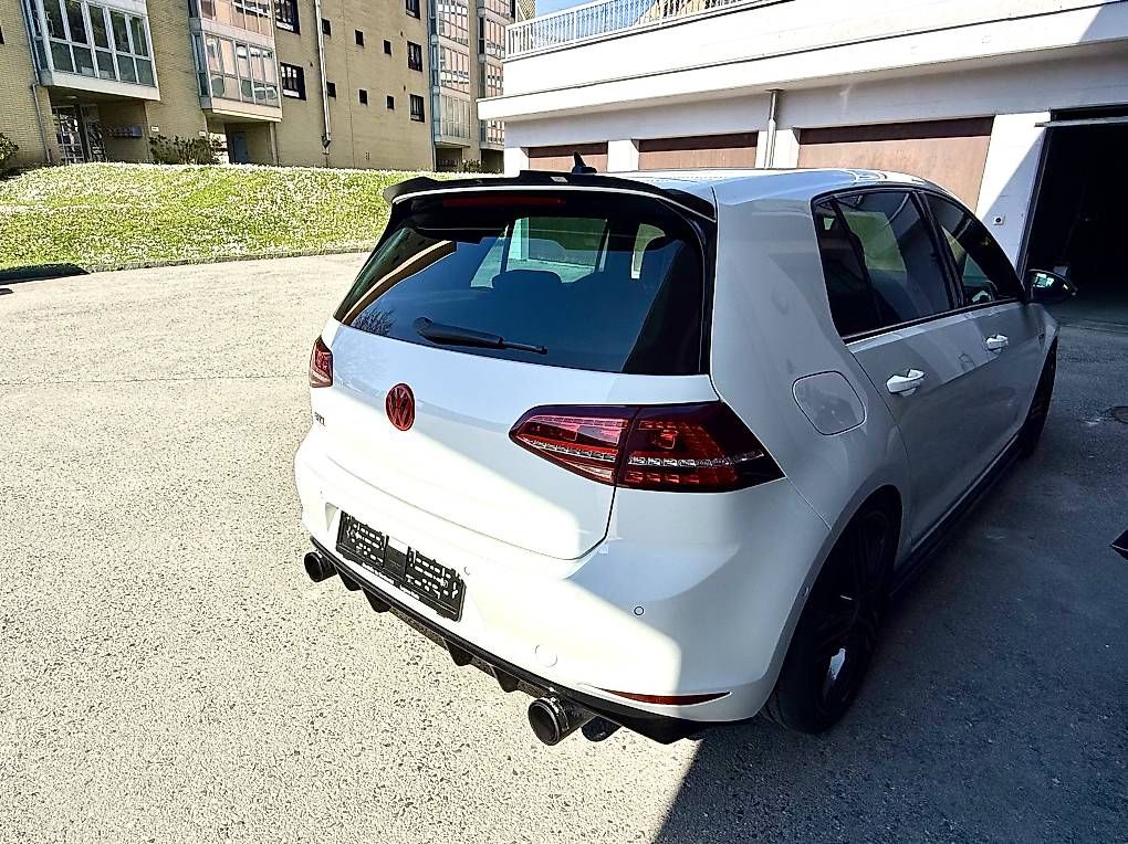 Autos: Vendo vw golf GTI  – D'occasion à Mendrisio par sen_wt22