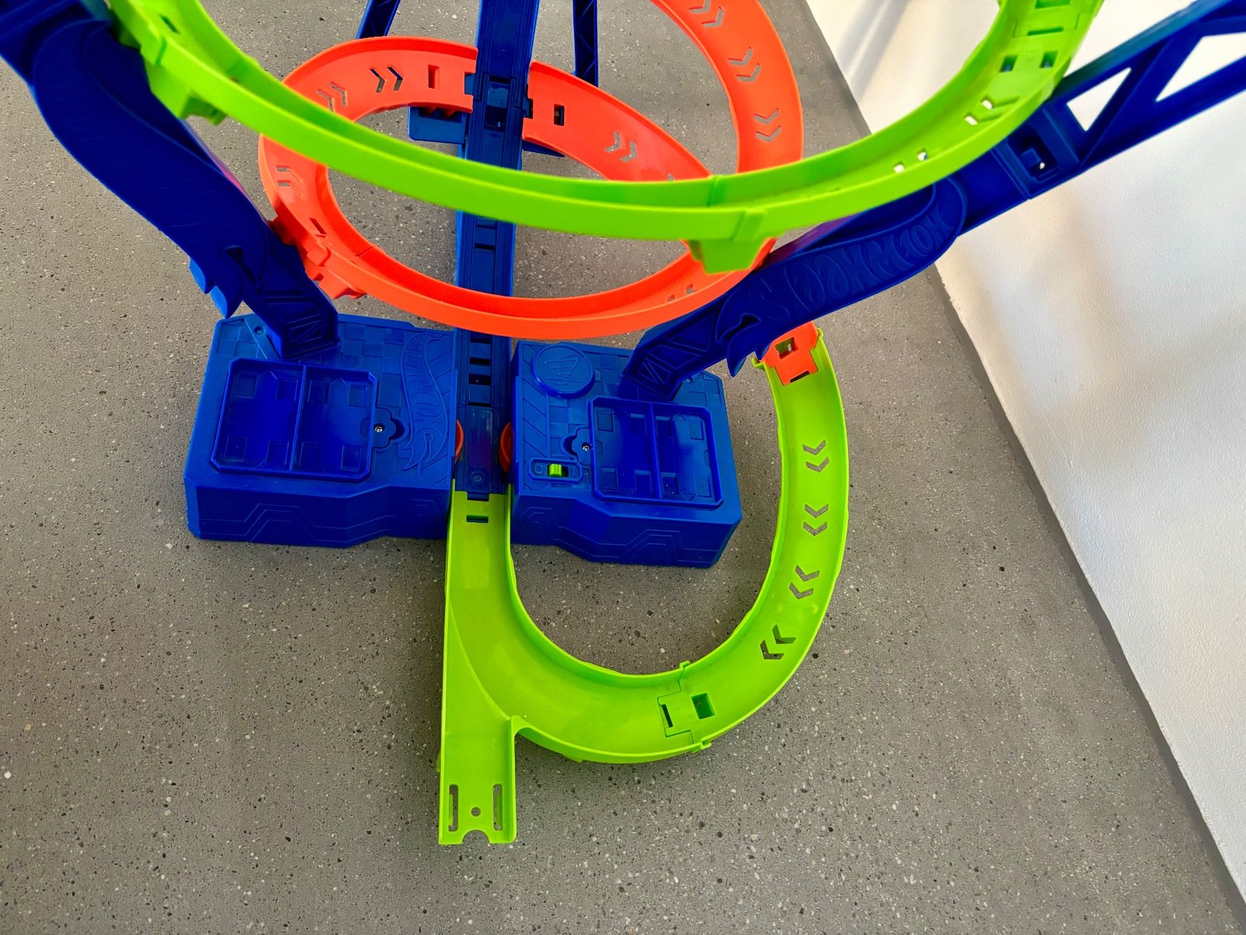 Hot Wheels Rennbahnen: Hot Wheels Crash Spirale – Gebraucht aus Heerbrugg von delpietro 2
