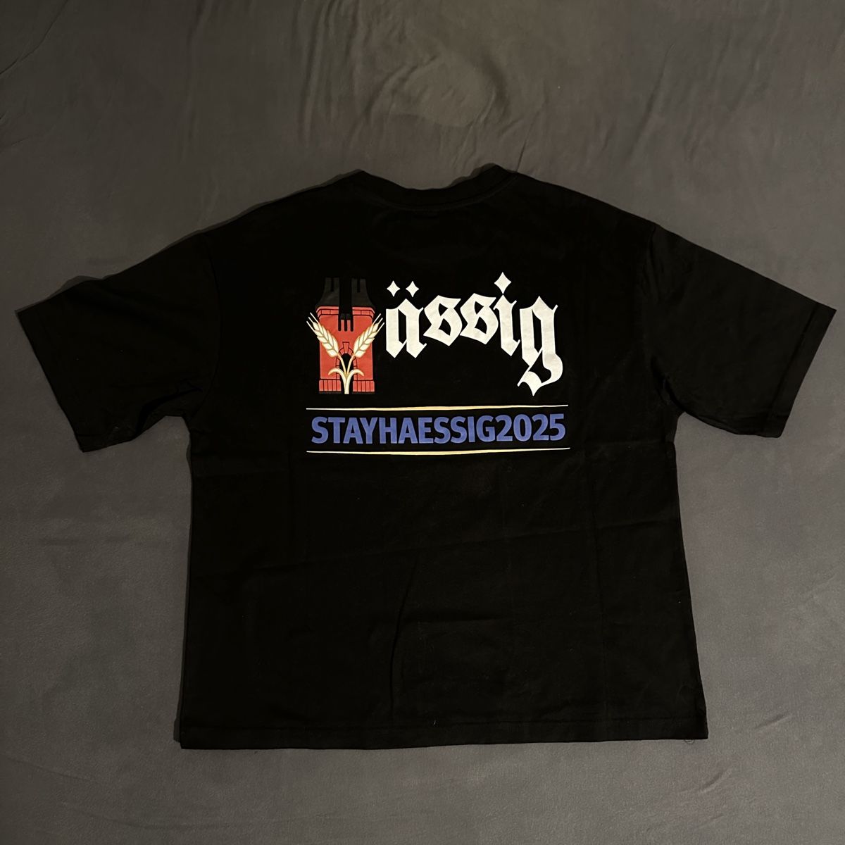 Hässig T-shirt: Hässig T Shirt – Nuovo e nell'imballaggio originale da Uster venduto da Jasonderulo 1