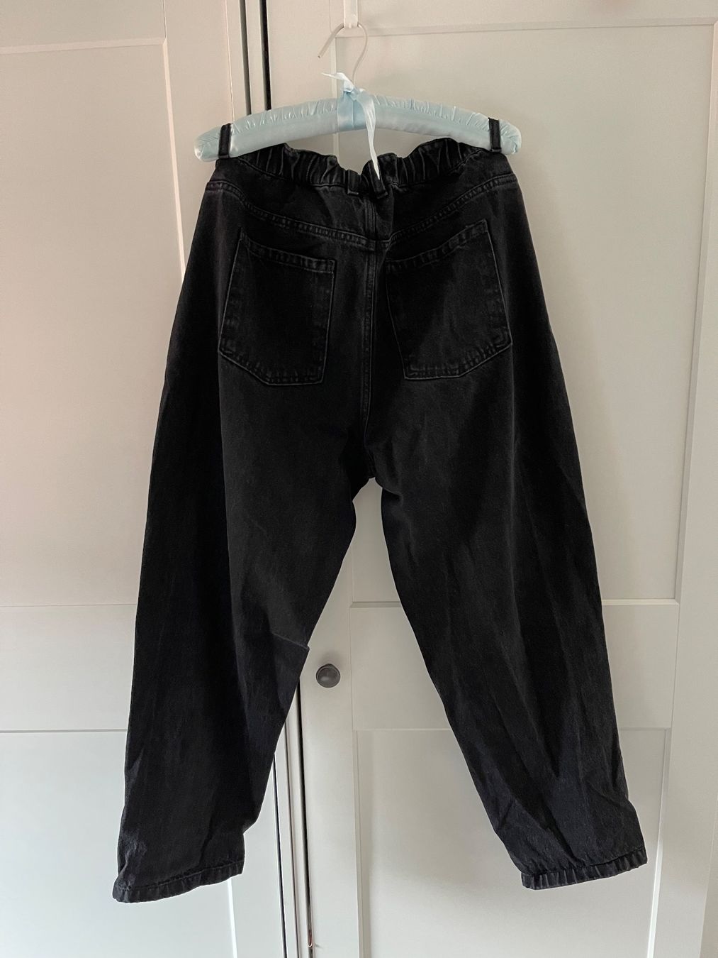 Jeans: Jean bicolore tendance taille haute taille 40 – Usato da La Chaux-de-Fonds venduto da Sabinchenn 2