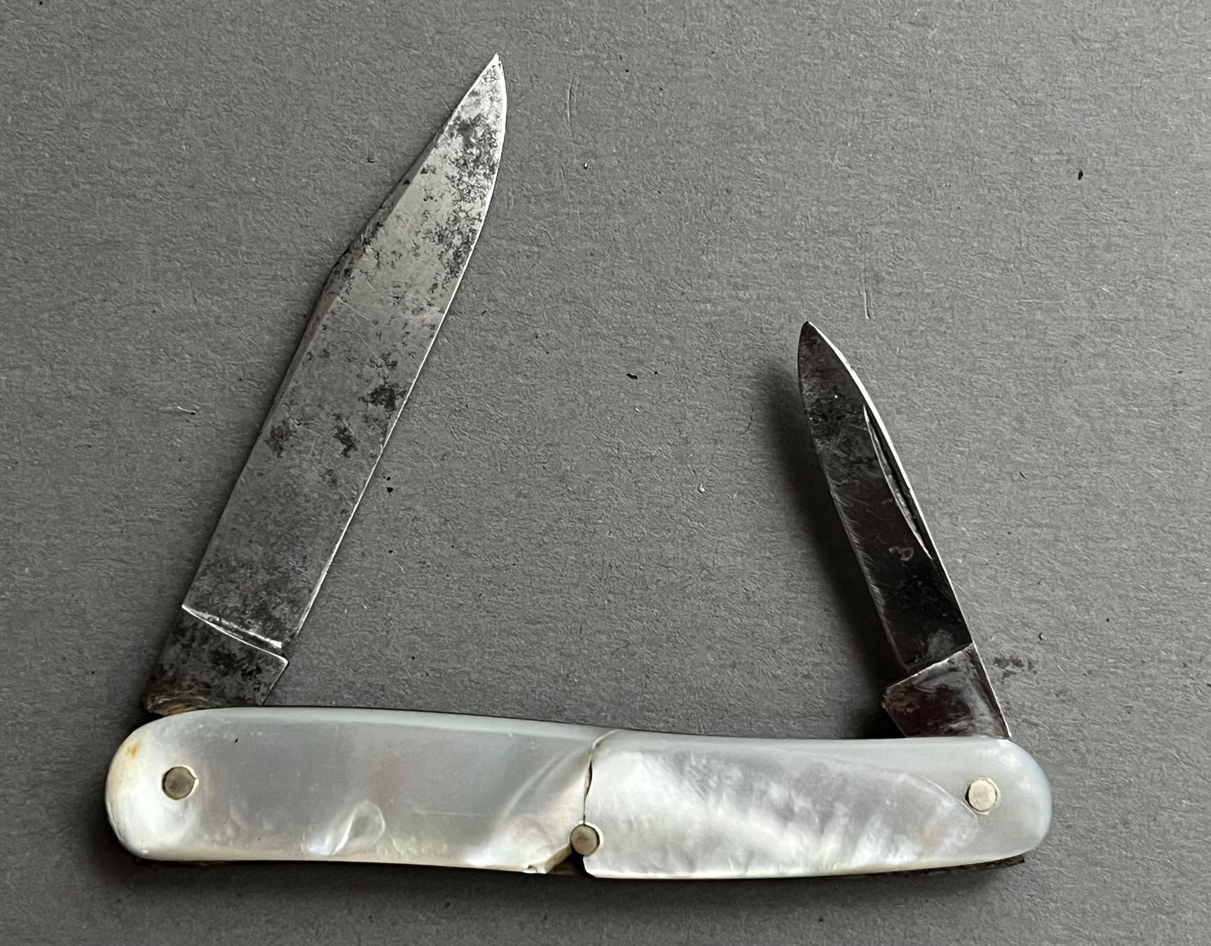 Coltelli tascabile: Altes ROTH/Buchs Perlmutt Sackmesser 65 mm - selten – Usato da Zürich venduto da FV.vintage 1