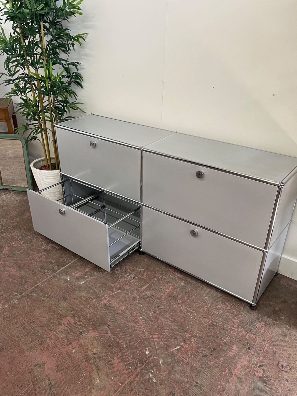 USM Regale: USM Haller Sideboard – Gebraucht aus Luzern von CaritasZentral 3