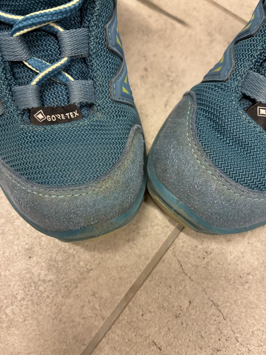 Lowa Schuhe für Jungen: Lowa Wanderschuhe Gr. 24 – Gebraucht aus Bütschwil von kiandra86 1