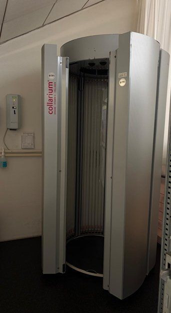 Solarium: Collarium® Standgerät - UV Typ 3 zertifiziert – D'occasion à Wald ZH par Seppu7