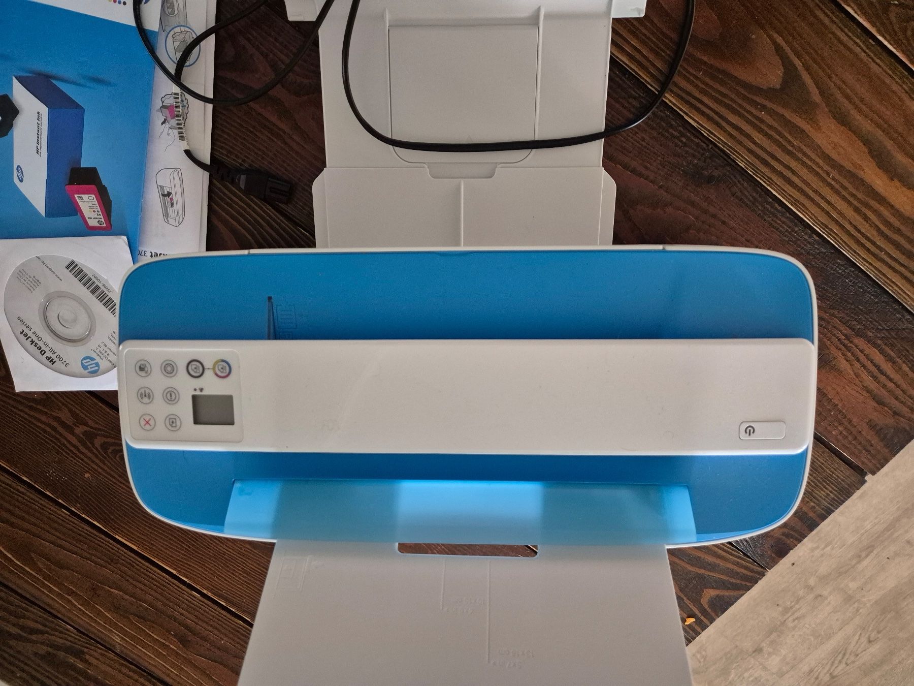Hewlett Packard Stampanti: HP WLAN Drucker Deskjet 3720 – Usato da Schliern b. Köniz venduto da Gavin2010 4