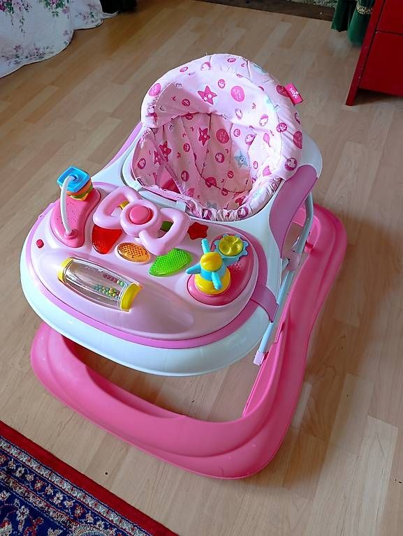 Véhicules pour enfants: Lauflernhilfe  GRATIS – D'occasion à Berg TG par Gisela86