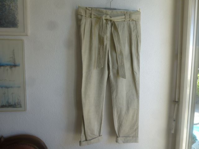 H&M Hosen: Hose H&M Gr. 40, Beige B'wolle – Neu (gemäss Beschreibung) aus Hinwil von Glasperlen