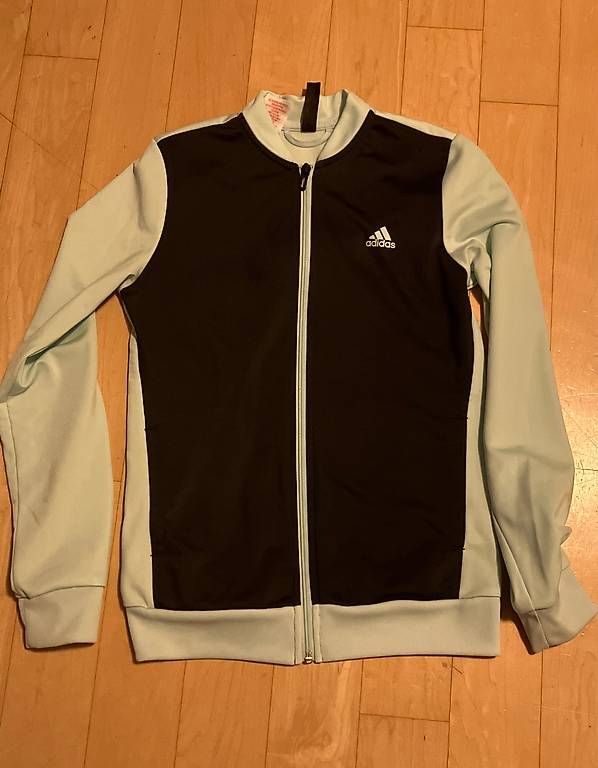 Adidas Pantalons: Zweiteiliger Adidas Trainer Gr. 164 – D'occasion à Schwerzenbach par lith7 3