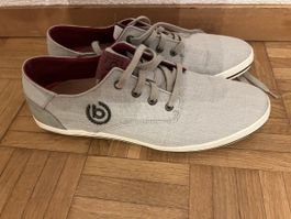 Sneaker Bugatti grau Textil Schnürschuhe guter Zustand