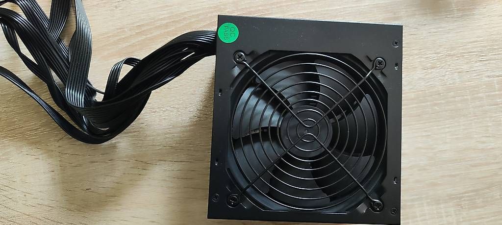 Componenti elettronici: TFDP TF800 800W ATX Netzteil – Usato da Rickenbach Sulz venduto da nna81 3