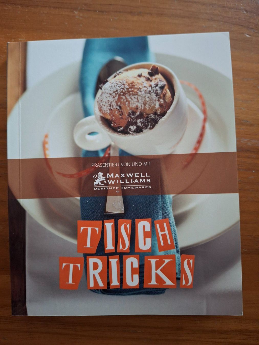 Livres: Kochbuch "Tisch Tricks" von Maxwell Williams, neuwertig! – D'occasion à Walterswil SO par mel_5b2h