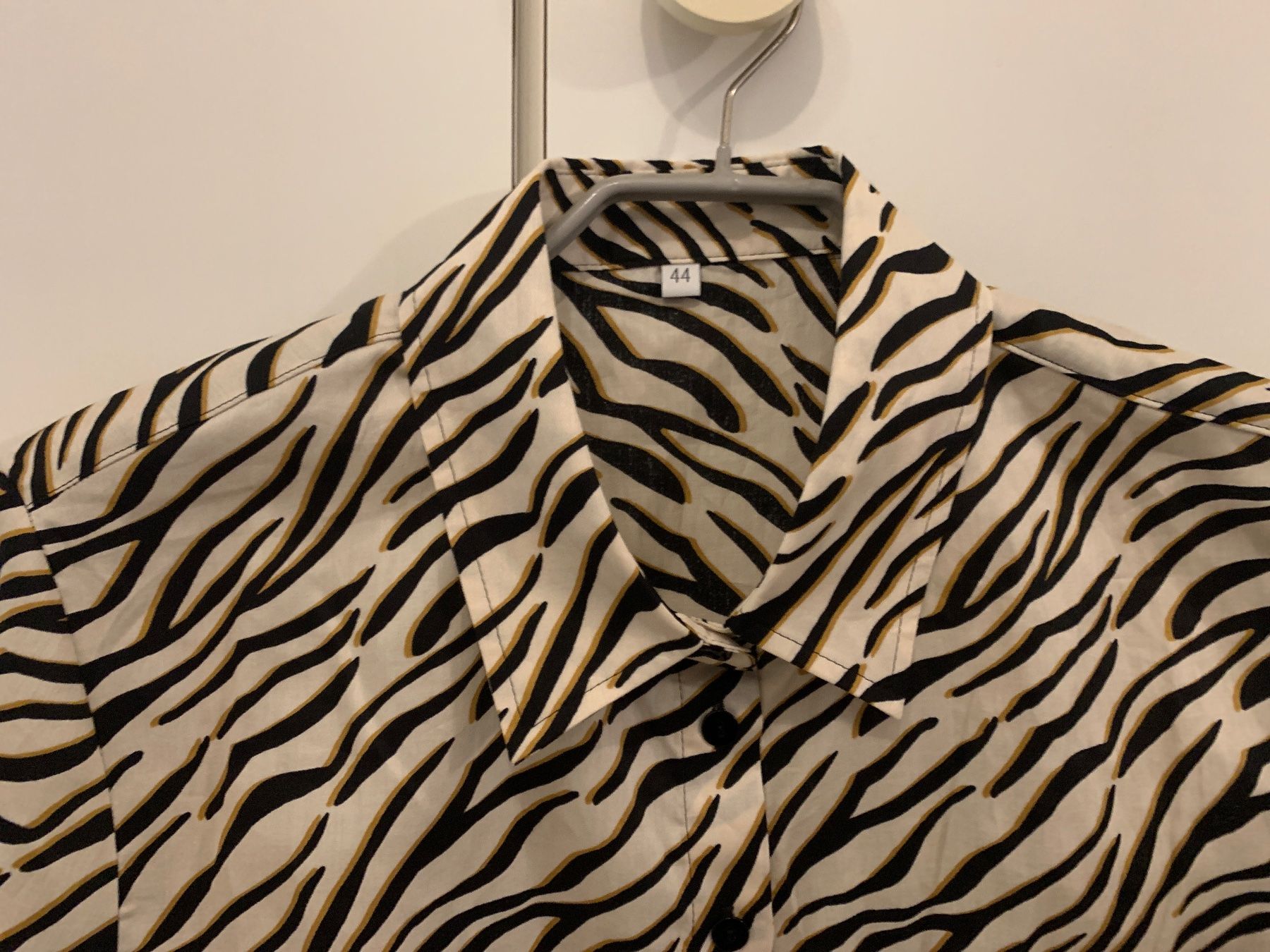 Camicette: Neue Bluse – Nuovo e nell'imballaggio originale da Lausen venduto da tiguan07 1