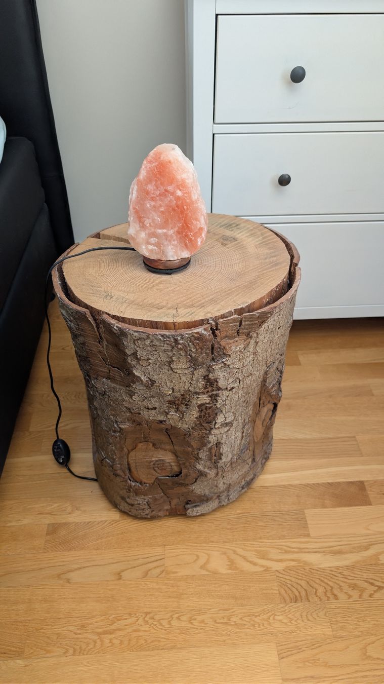 Comodini: Nachttisch Holz Baumstamm – Usato da Basel venduto da darko_mi 2
