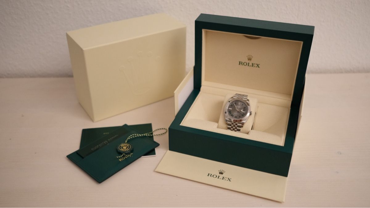 Rolex Orologi: Rolex Datejust 41mm – Ref. 126300, Wimbledon Dial – Nuovo e nell'imballaggio originale da Wölflinswil venduto da carbediem