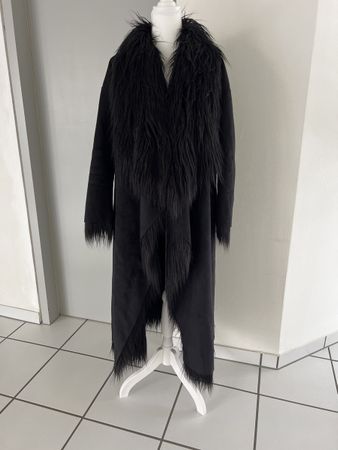 Schwarzer Kunstfellmantel Elisabeta Franchi Gr. S