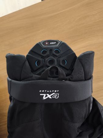 Eishockey Hosen Tackla Catalyst TX4 JR-XL guter Zustand